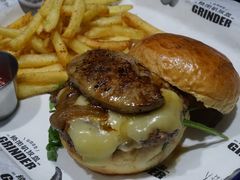 -Grinder 绞肉机汉堡(武定路店)