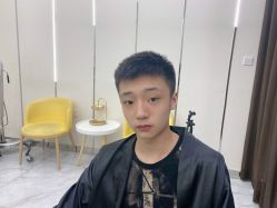 -朗峰专业美发沙龙