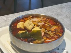 老友汤粉-红鼻子桂林米粉(金唐新光界店)