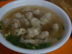 -张阿三馄饨店