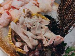 -洪氏嗨捞·猪肚鸡火锅(阳光天地店)