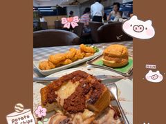 -新大咀港式茶餐厅(宝山万达店)