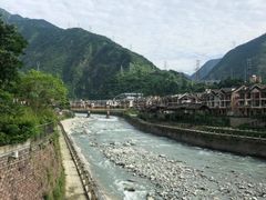 -四川汶川特大地震漩口中学遗址