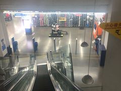 -迪卡侬(西三旗店)