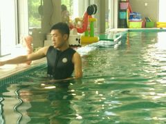 -BlueBubble蓝泡泡婴幼儿游泳会所(合川路店)