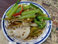 -老乌家特色小炒泡馍(大皮院店)