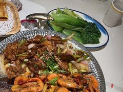 香辣虾牛仔骨-小鱼小牛·鱼牛干锅·脆鱼火锅(世欧广场店)