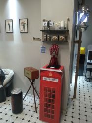 -老男孩男士理容馆·理发·烫染·修面