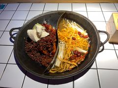 -瓜西西重庆火锅(花溪店)