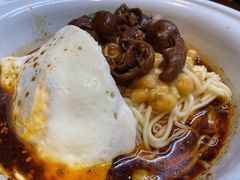 招牌豌杂面-东三里屯豌杂面