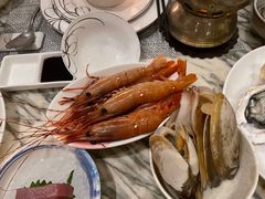 -雍和会海鲜姿造自助(湖东路店)