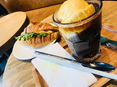 -星巴克臻选(湖滨道店)