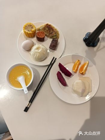 \n快来看看特科精品酒店28元自助早餐