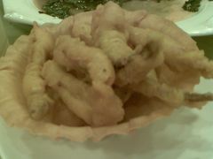 油炸鱿鱼须&nbsp;&nbsp;很饱了&nbsp;吃不下&nbsp;但是味道不-福满园大酒楼(梅林店)