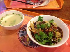 -海口骑楼小吃街