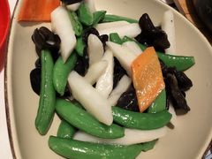 甜豆云耳炒山药-鹿港小镇(悠唐店)