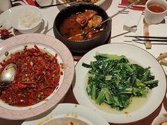 清炒西兰花-千百味红餐厅·江西菜(绿地双子塔店)