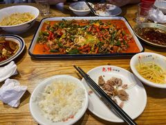 -兔槽江湖菜·重庆璧山兔(水围店)