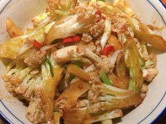 -洞庭土菜小炒馆(易发广场店)