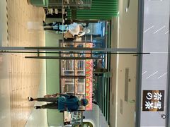 -奈雪的茶(亨特国际广场店)