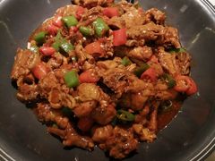 干锅蒜香鸡-刘胖子家常菜·蹄花焖藕(兴业店)