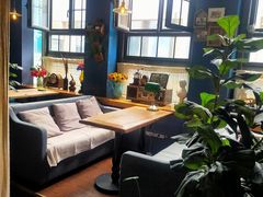 -84那年咖啡馆(李沧万达店)