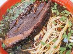 -小龙大肉面馆