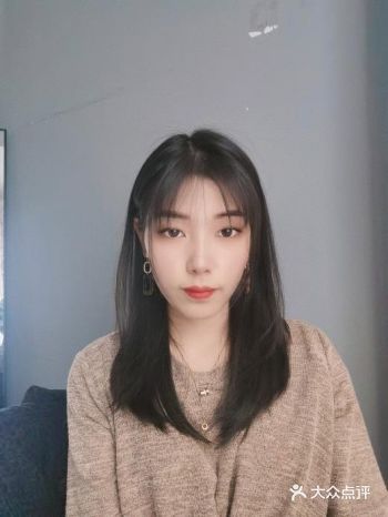 最近头发状态不是很好，就在美团看了下养发的地方
