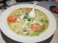 -兔行天下-鸿鹤鲜锅兔(中海国际店)