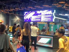 -极限PLAY运动娱乐新世界·团建派对潮玩休闲馆·室内蹦极高空游乐园