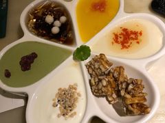 甜品大拼盘-绿茶餐厅(西单老佛爷店)