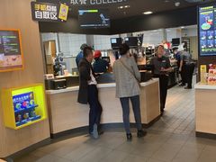 -麦当劳(燕顺路店)