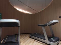 -涨巢·潮玩水疗局