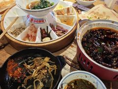 -怪噜范·老贵阳街头名小吃(鸿通城店)