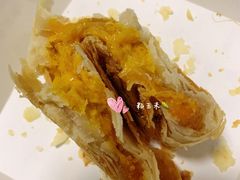 咸蛋黄流心可颂-肯德基(中央公园店)
