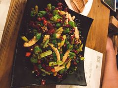 火爆黄喉-胡桃里音乐酒馆(曲江店)