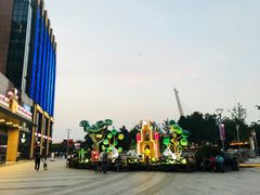 -紫荆广场·花漫里