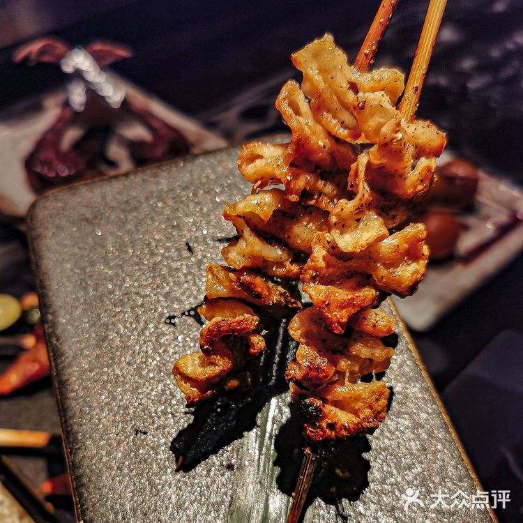 在南京西路❗️这家烧鸟深夜食堂氛围感超棒❗️