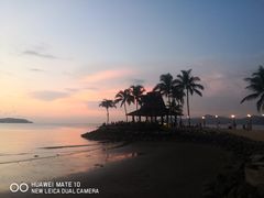 -Sunset Bar(丹绒亚路香格里拉店)
