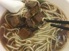 -李先生牛肉面大王(上海站南广场店)