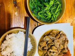 招牌热拌肥肠-朱大嘴肥肠血旺(福字街店)