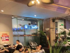-何师烧烤Pro ·江湖川菜·小龙虾·精酿(太古里旗舰店)