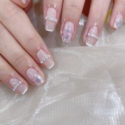 -花系美·美甲美睫精品店