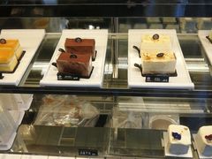 面包甜点陈列柜-原麦世家(莱蒙店)