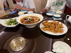 -喜乐餐厅•灯笼虾球首创者•本地小海鲜(二马路店)
