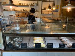 面包甜点陈列柜-仙峰天然面包(迎宾路店)