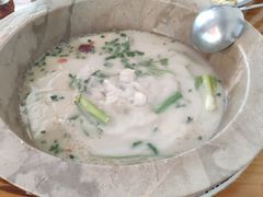 石锅鱼-七采菌园·石锅鱼野生菌火锅(环城北路店)