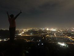 -鬼笑石后山停车场