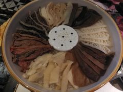 -哥老官重庆美蛙鱼头(宝山龙湖店)
