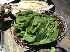 菠菜-销魂美蛙鱼头火锅(上海首店)